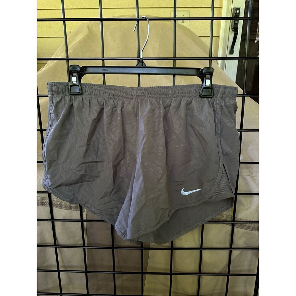 Nike Tempo Modern Embossed 4" Running Shorts Womens M Gray AJ4713-056